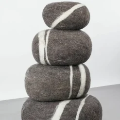 Pouf en laine marron foncé marbré XXL Oskar - myfelt