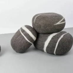Pouf en laine marron foncé marbré XXL Oskar - myfelt
