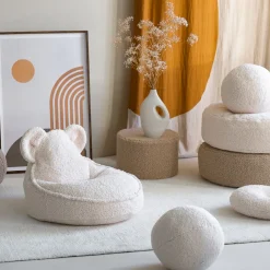 Pouf fauteuil ours en sherpa bouclé crème 75x65cm Beanbags - Wigiwama