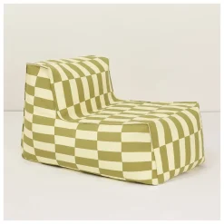 Pouf long d'extérieur en tissu déperlant à carreaux vert et jaune 70 x 110 x 62 cm Matteo - Nobodinoz