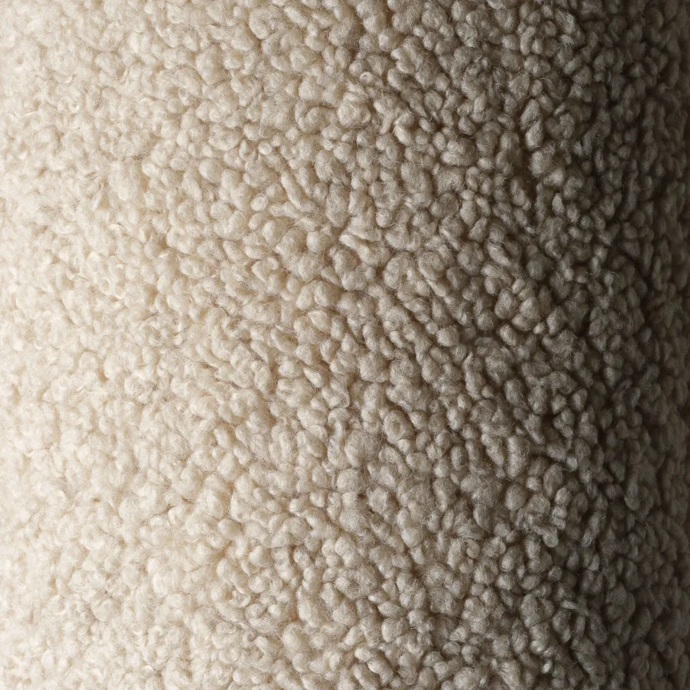 Pouf rond en sherpa bouclé biscuit 39,5x25cm Pouffe - Wigiwama
