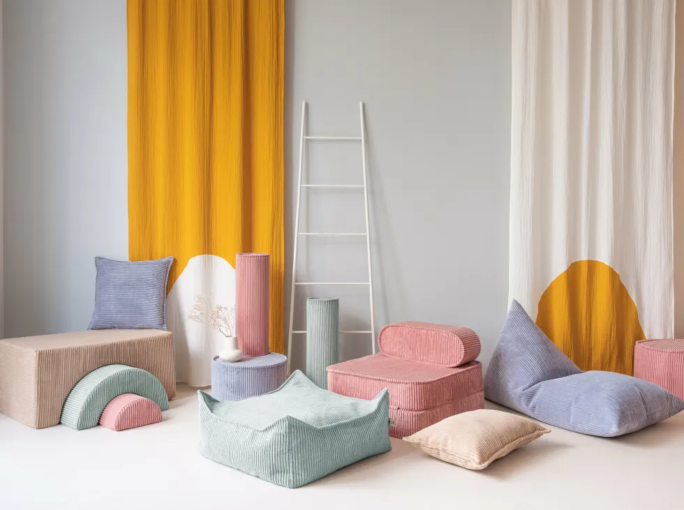 Pouf rond en velours côtelé bleu blueberry 25 x 40 cm - Wigiwama