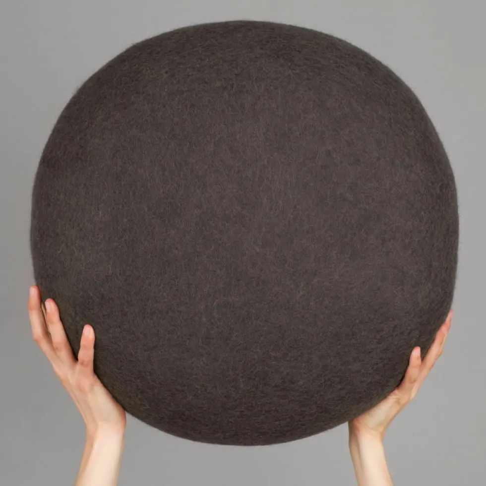2 Poufs en laine vert-jaune et anthracite Kata et Kuno - myfelt