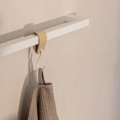 Rail à serviettes carré en acier blanc 105cm Vana - Metallbude