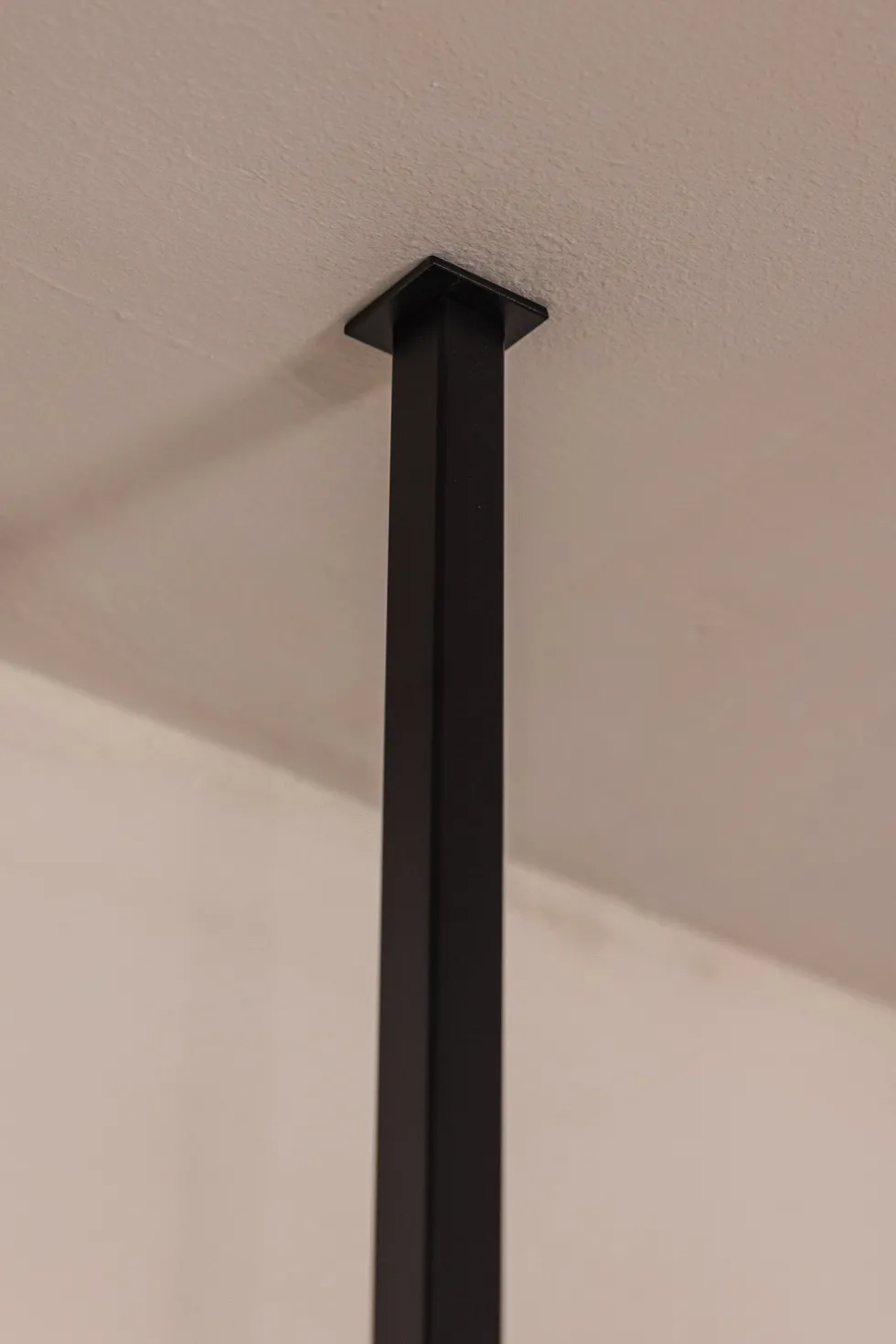 Rail à serviettes carré en acier noir 50x60cm Tensi - Metallbude
