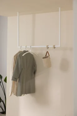 Rail à vêtements carré en acier beige cashew 80x80cm Rubi - Metallbude