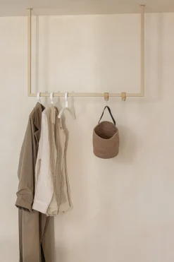 Rail à vêtements carré en acier beige cashew 80x80cm Rubi - Metallbude