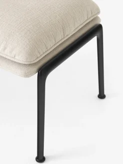 Repose-pieds en tissu beige et acier noir Muno LN20 - &tradition