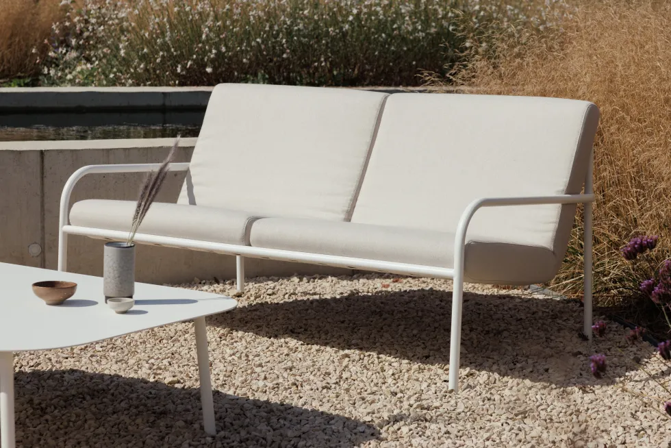 Salon de jardin 4 éléments en acier blanc et assise sable - Metallbude