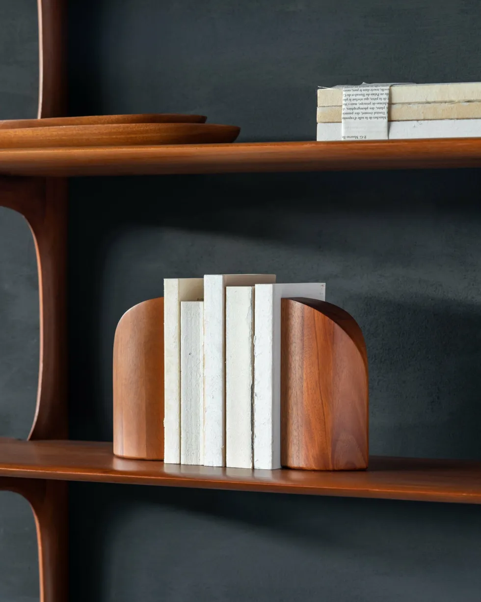 Set de 2 serre-livres en acajou massif PI - Ethnicraft Accessories