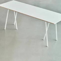 Set de 2 tréteaux en acier blanc Loop Stand - HAY