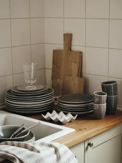 Set de vaisselle pour quatre en grès Nordic Rain - Broste Copenhagen