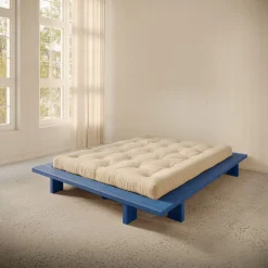Sommier en bois de pin vivid blue 140 x 200 cm Japan - Karup Design