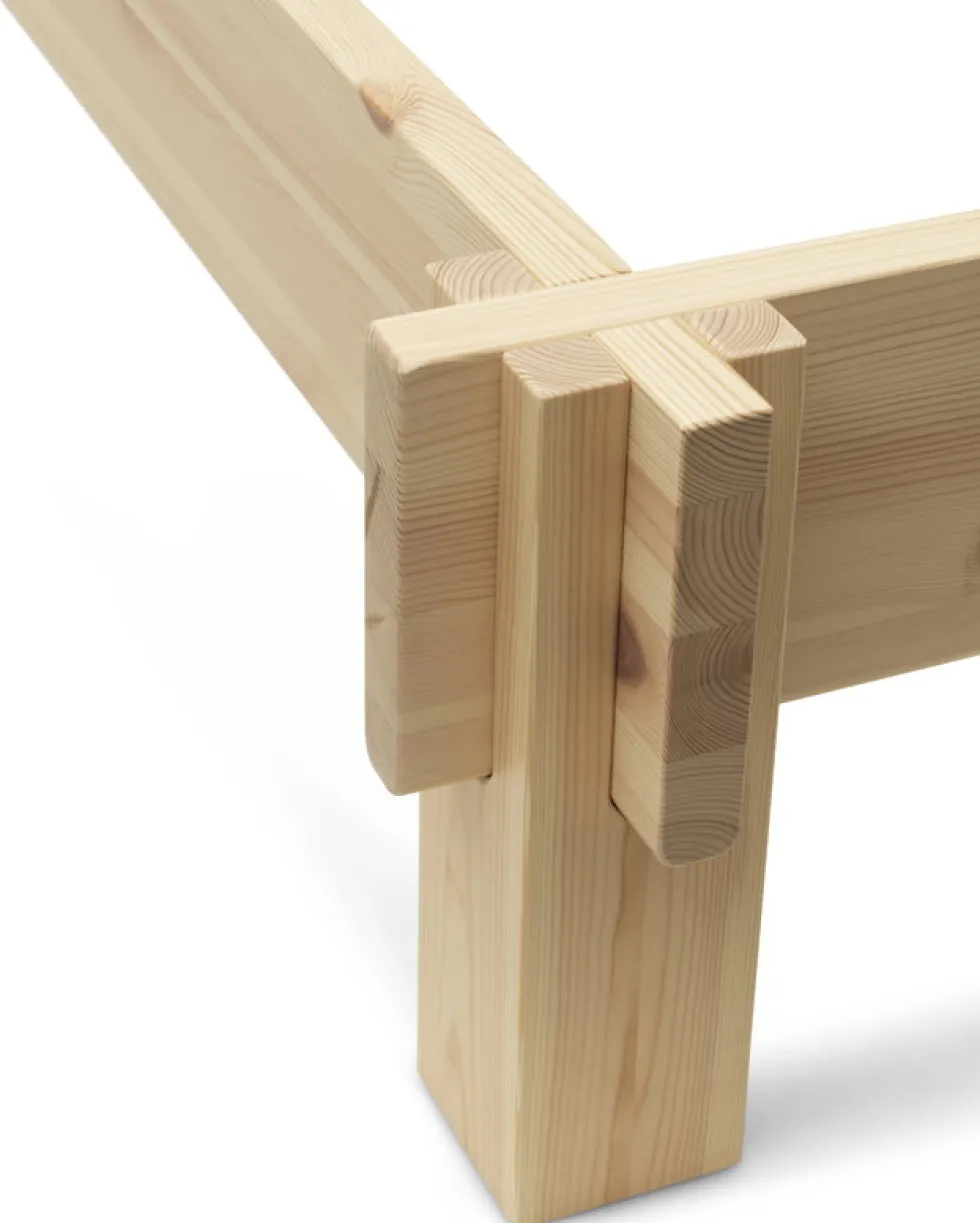 Sommier en bois de pin 200 x 180 cm Notch - Normann Copenhagen