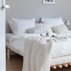 Sommier en bois naturel et matelas Double Latex naturel 180x200 Pace - Karup Design