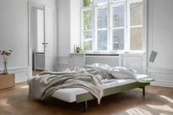 Sommier extensible en acier vert sapin sans lattes 90-180cm et tables de chevet - Moebe