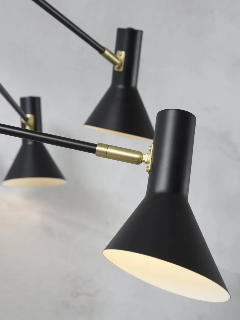 Suspension noire ajustable 6 lampes Izmir - It's about Romi