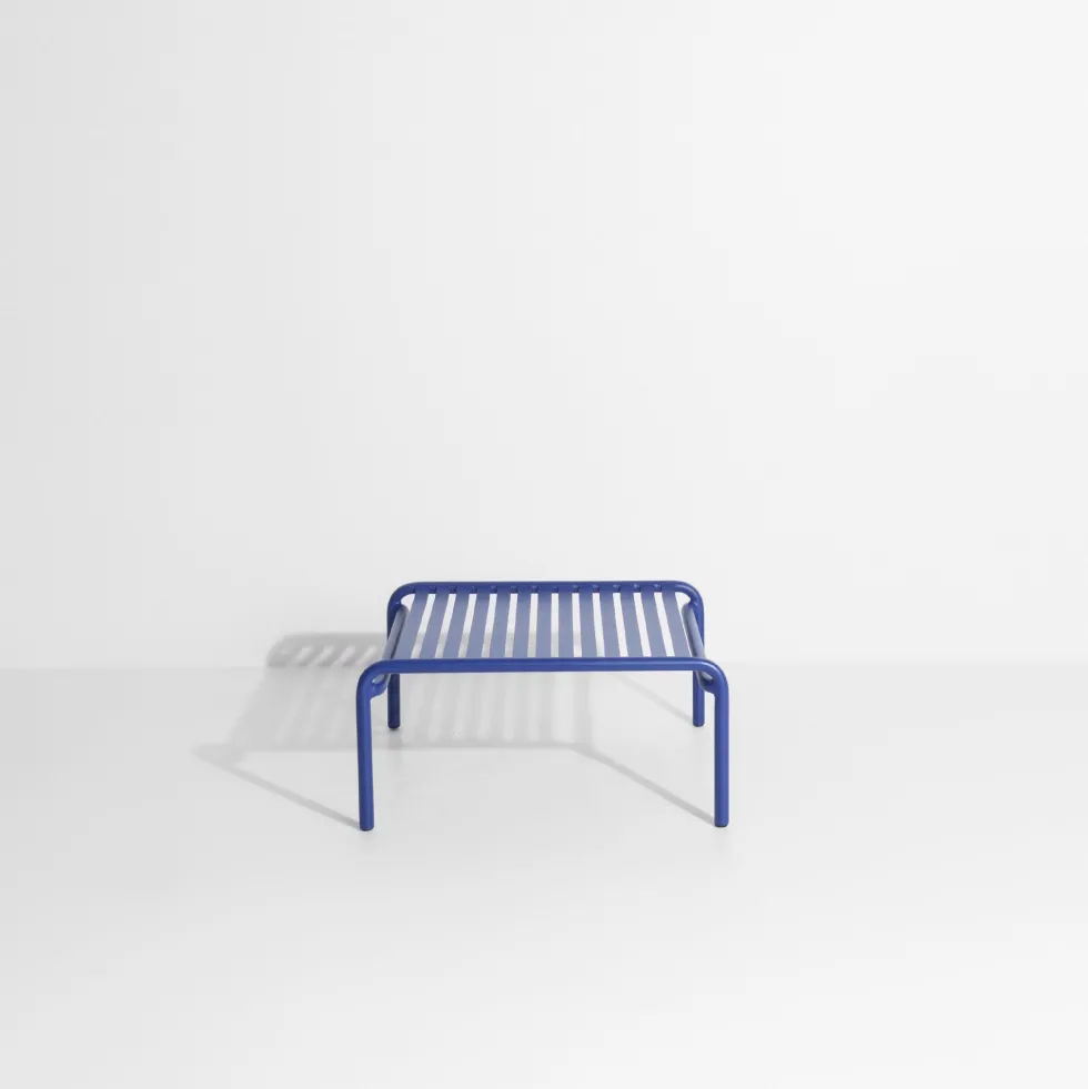 Table basse de jardin bleue Week-End - Petite Friture