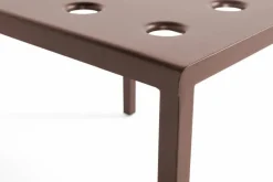 Table basse de jardin carrée en acier rouge Balcony - HAY