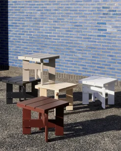 Table basse d'extérieur en pin noire Crate - Hay