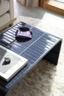 Table basse en acier bleu 47x80x40cm Tiles - Zuiver