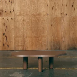 Table basse en chêne effet noyer 130 x 70cm - Gabrielle Paris