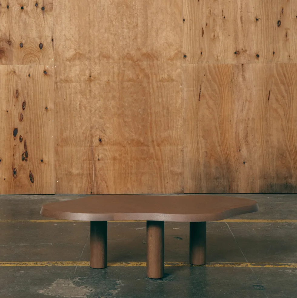 Table basse en chêne effet noyer 130 x 70cm - Gabrielle Paris