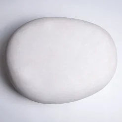 Table basse en fibre d'argile blanche 60x43x31cm Pebble - Pomax