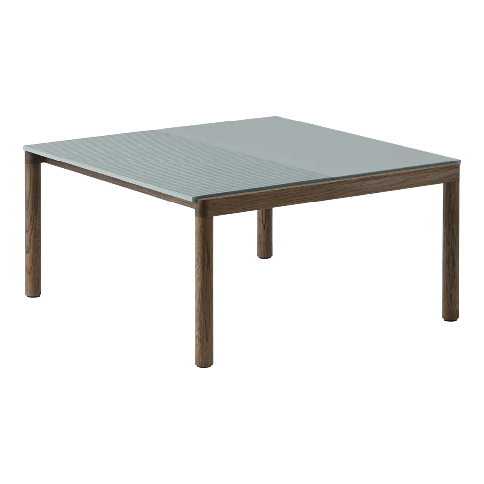 Table basse en grès bleu pâle wavy et chêne foncé 85 x 80 cm Couple - Muuto