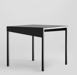 Table basse en métal noir Obroos - Custom Form