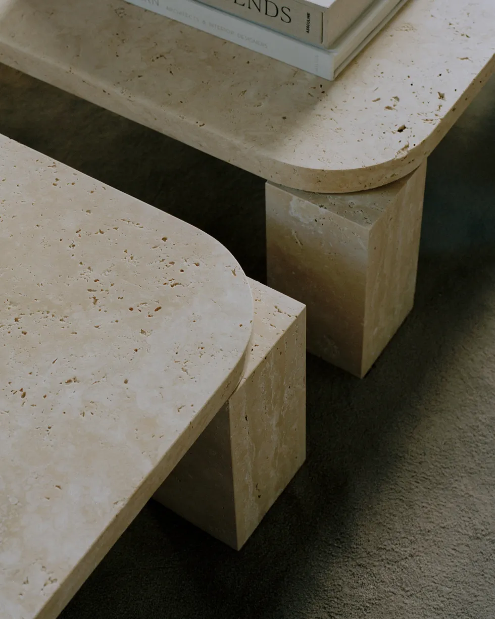 Table basse en travertin 82 x 82 cm Atlas - New works
