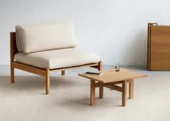 Table basse rectangulaire en chêne vernis naturel 60x50x30cm - Moebe