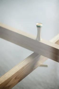 Table basse ronde en bois de chêne et verre 88cm - Moebe