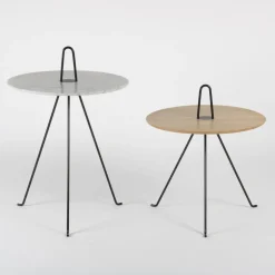 Table basse ronde en chêne et acier noir 42 x 49 cm Tipi - Objekto