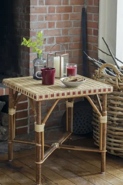 Table basse structure en rotin filets en résine rouge 52 x 49 x 49 Bagatelle - KOK