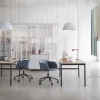 Table 140 cm en chêne piétement noir Base - Muuto