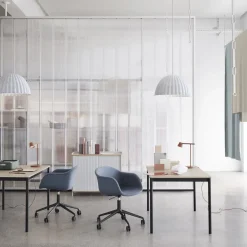 Table 190 cm en chêne piétement noir Base - Muuto