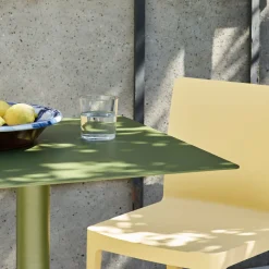Table cone carrée anthracite Palissade - HAY