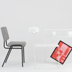 Table d'appoint carré blanche en métal Tensio - Custom Form