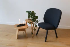 Table d'appoint carrée en bois de chêne huilé 40x40x35cm Momoko - EMKO
