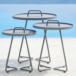 Table d'appoint 60 cm en aluminium taupe On-the-move - Cane-Line