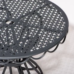 Table d'appoint de jardin ronde en métal noir antique 65cm The Al Fresco - Business & Pleasure