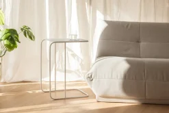 Table d'appoint en acier beige cashew 60x35cm Denya - Metallbude