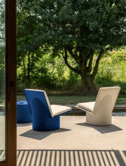 Table d'appoint en acier poudré bleu 56x43,5x37cm Valérie - Serax