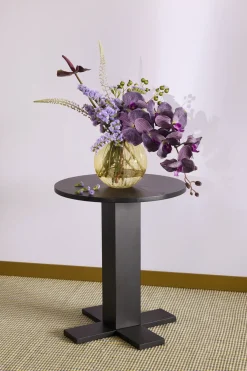 Table d'appoint en bois noir 45xh50cm Koohi - Hübsch