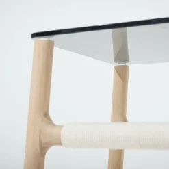 Table d'appoint en chêne blanchi huilé et verre trempé gris Fawn - Gazzda