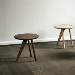 Table d'appoint en chêne naturel massif noire Fin - NORR11