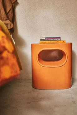 Table d'appoint en faïence orange 26x36x39cm Space - HKliving
