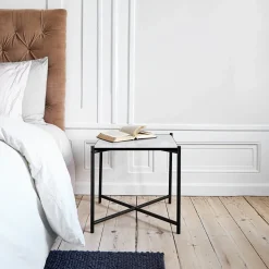 Table d'appoint en marbre blanc Original Side - HANDVÄRK