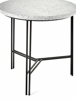 Table d'appoint noire et grise en terrazzo et métal 40 x 40 cm A. Sciortino - Serax